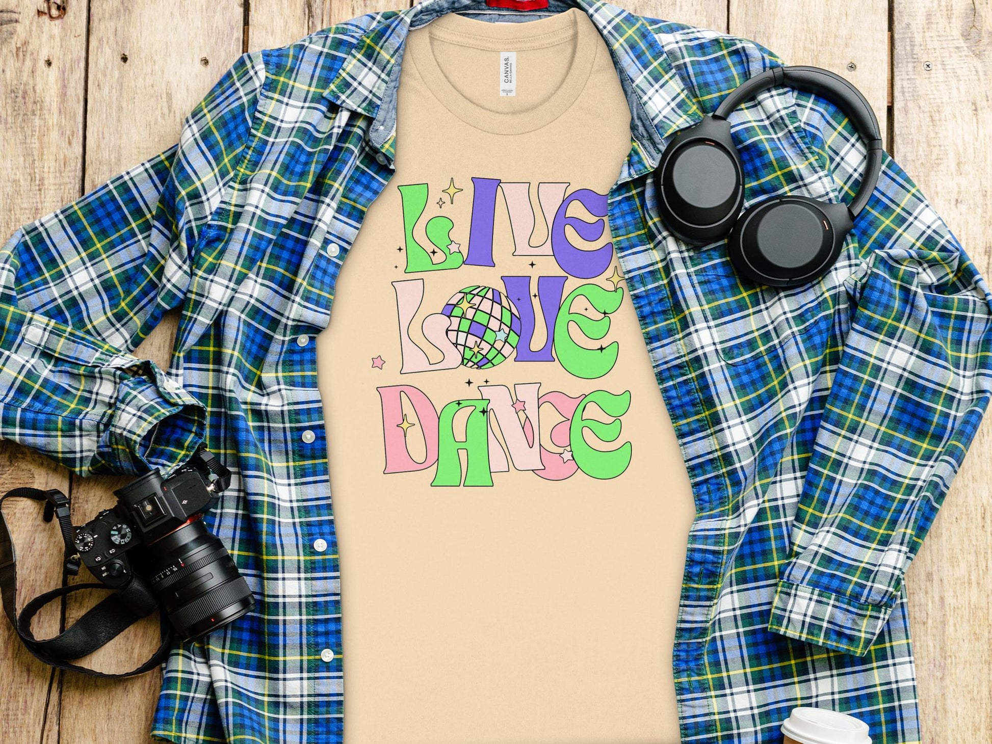 Retro Disco Dance Graphic Tee, Colorful Live Love Dance T-Shirt